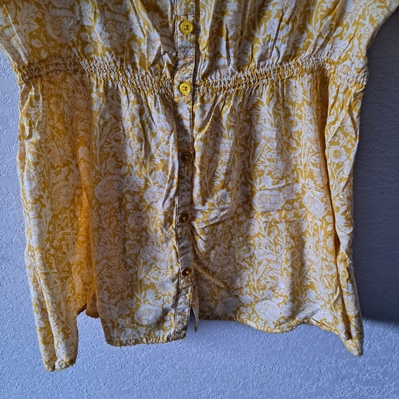 Yellow Banana Republic Floral Blouse - Picture 3 of 6